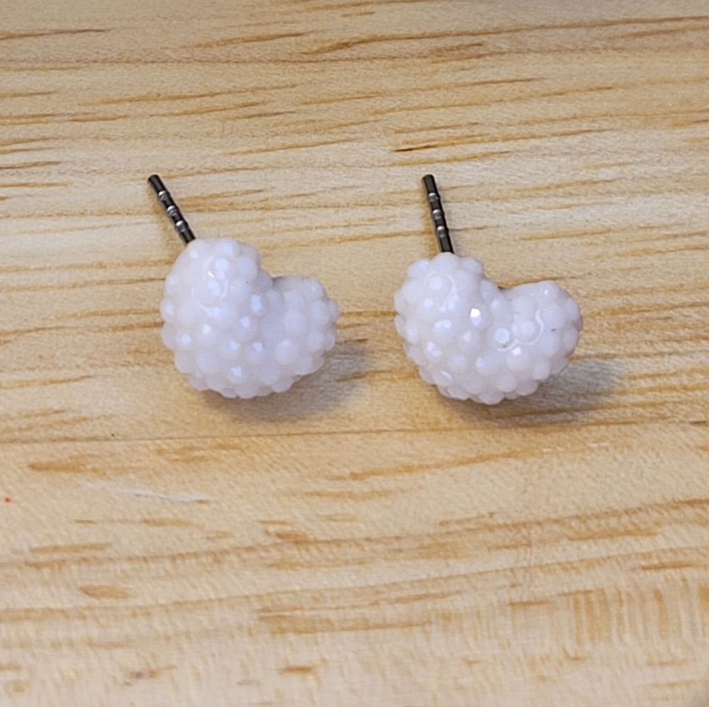 💍 Textured light pink heart earrings - Picture 6 of 6